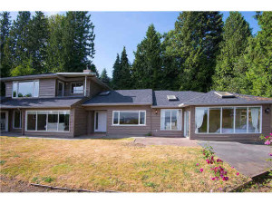 2555 Rosebery Avenue, West Vancouver, BC