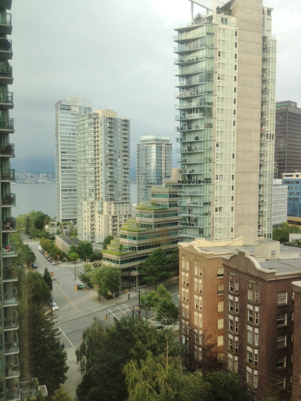 1331 W Georgia St., Vancouver, BC 12