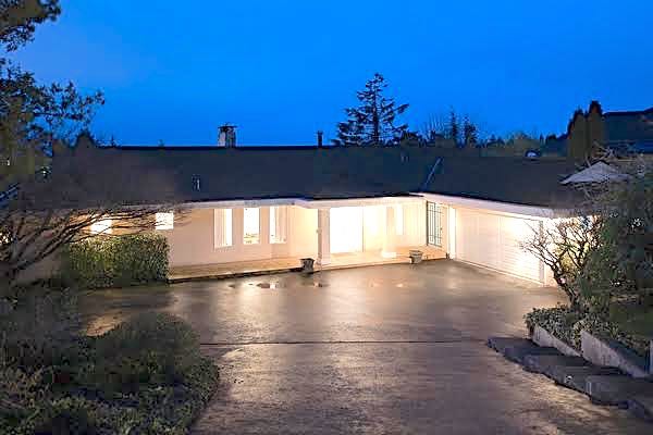 1392 Chartwell Drive, West Vancouver, BC 23