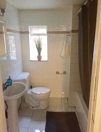 453 East 10th Avenue, Vancouver, BC 6