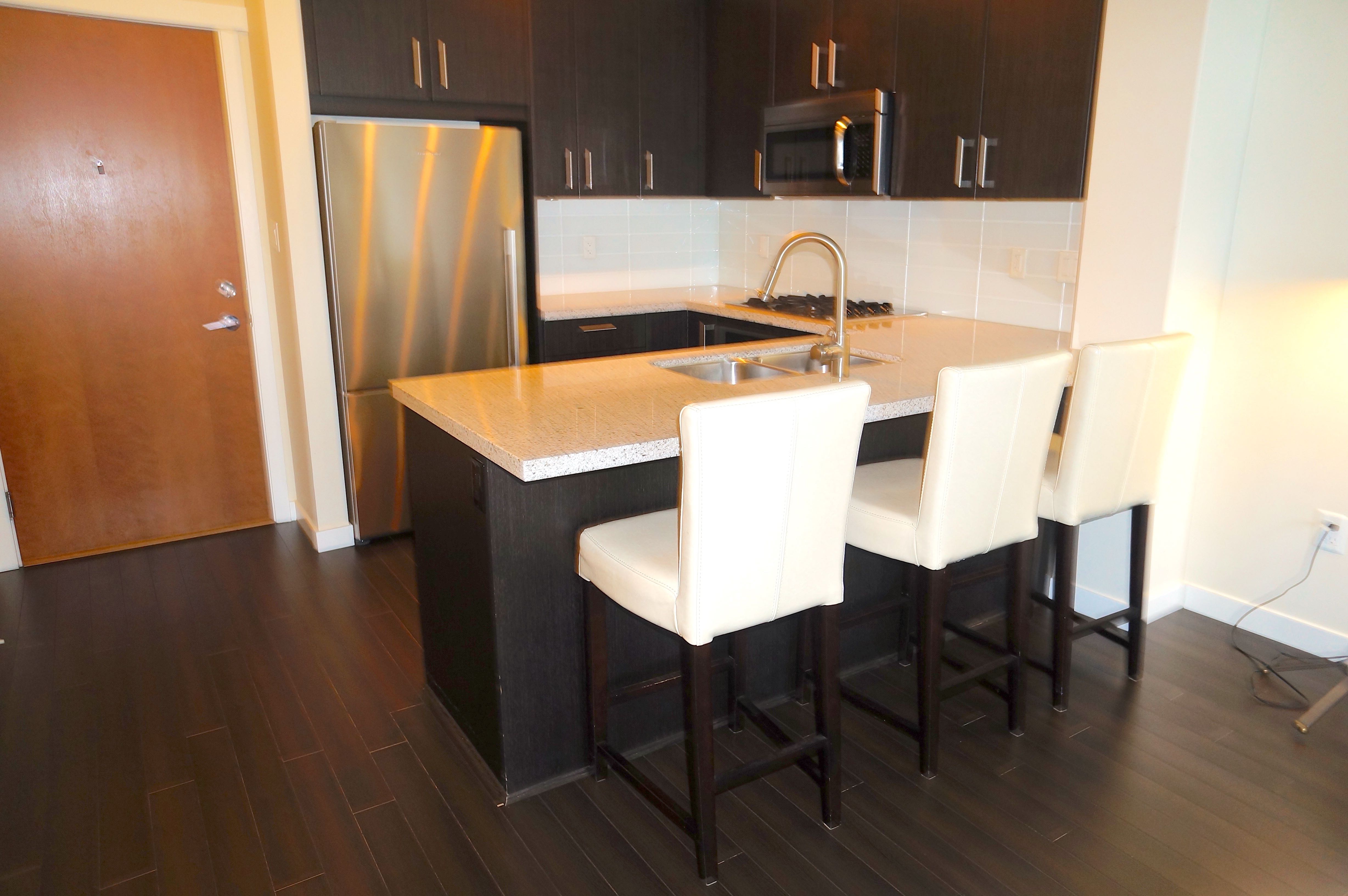 119 W 22nd Street, North Vancouver 5