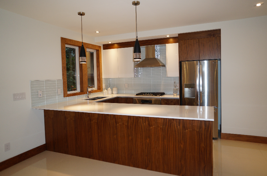4085 Norwood Avenue, North Vancouver, BC 11