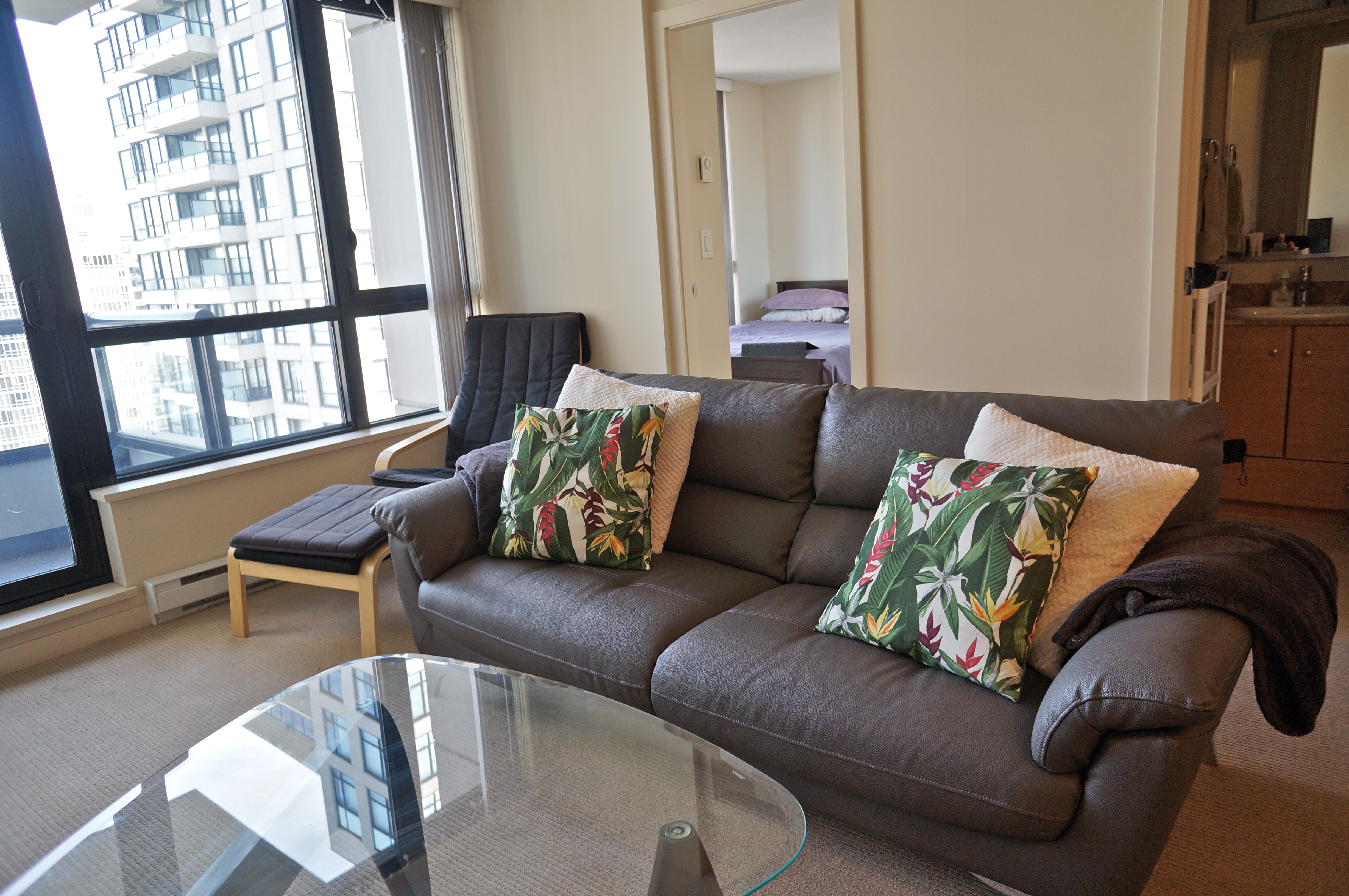 928 Homer St Downtown Vancouver 9