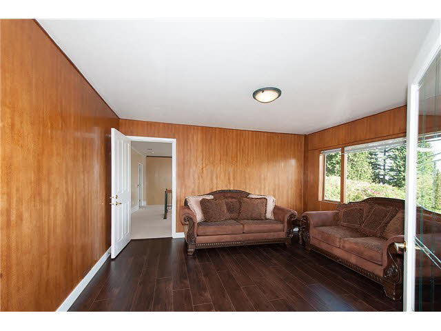 2555 Rosebery Avenue, West Vancouver 16
