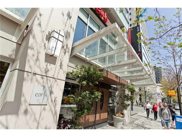 933 Hornby St Downtown Vancouver 3