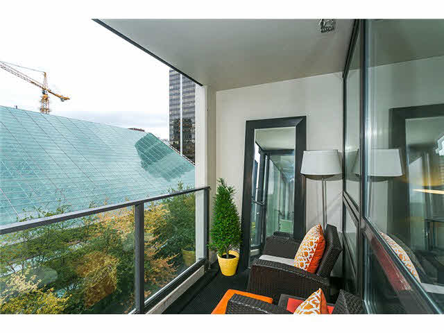 933 Hornby St Downtown Vancouver 6