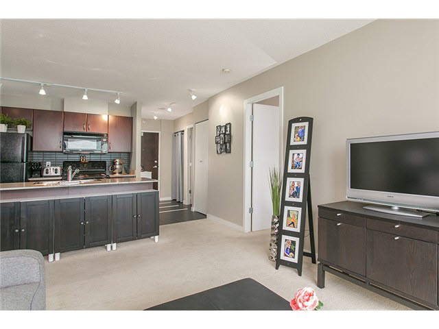 933 Hornby St Downtown Vancouver 8