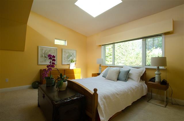 1241 Nepal Crescent, West Vancouver 15