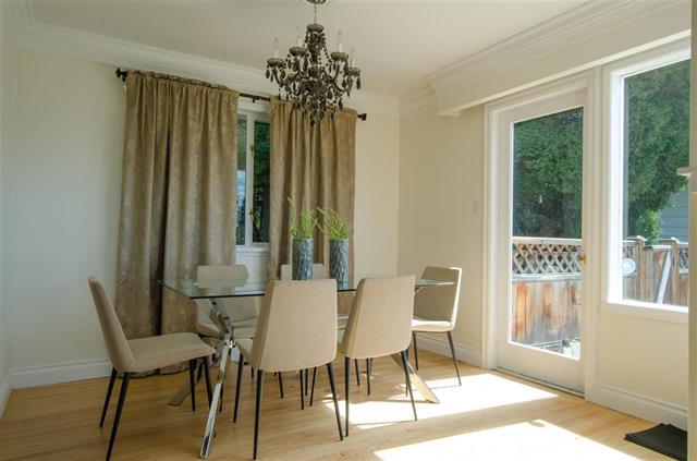 1241 Nepal Crescent, West Vancouver 10