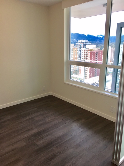 112 East 13th Street, North Vancouver 10