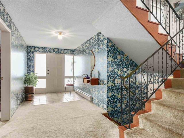 4828 Skyline Drive, North Vancouver 3