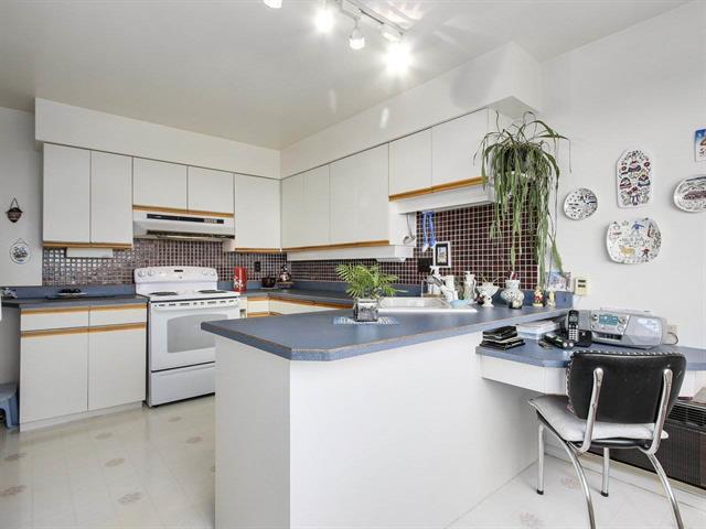 4828 Skyline Drive, North Vancouver 9
