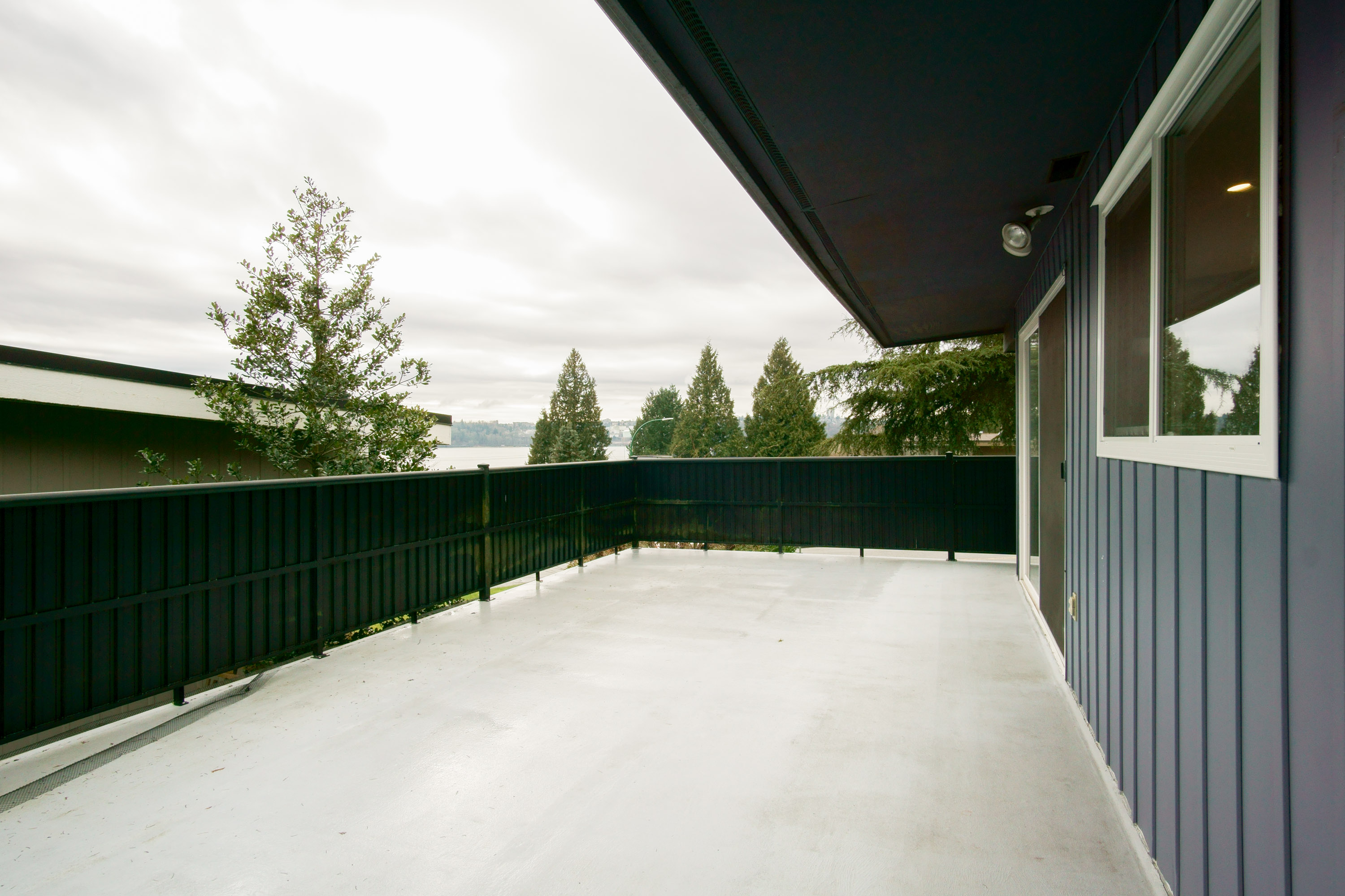 516 Ellis Street, North Vancouver 17