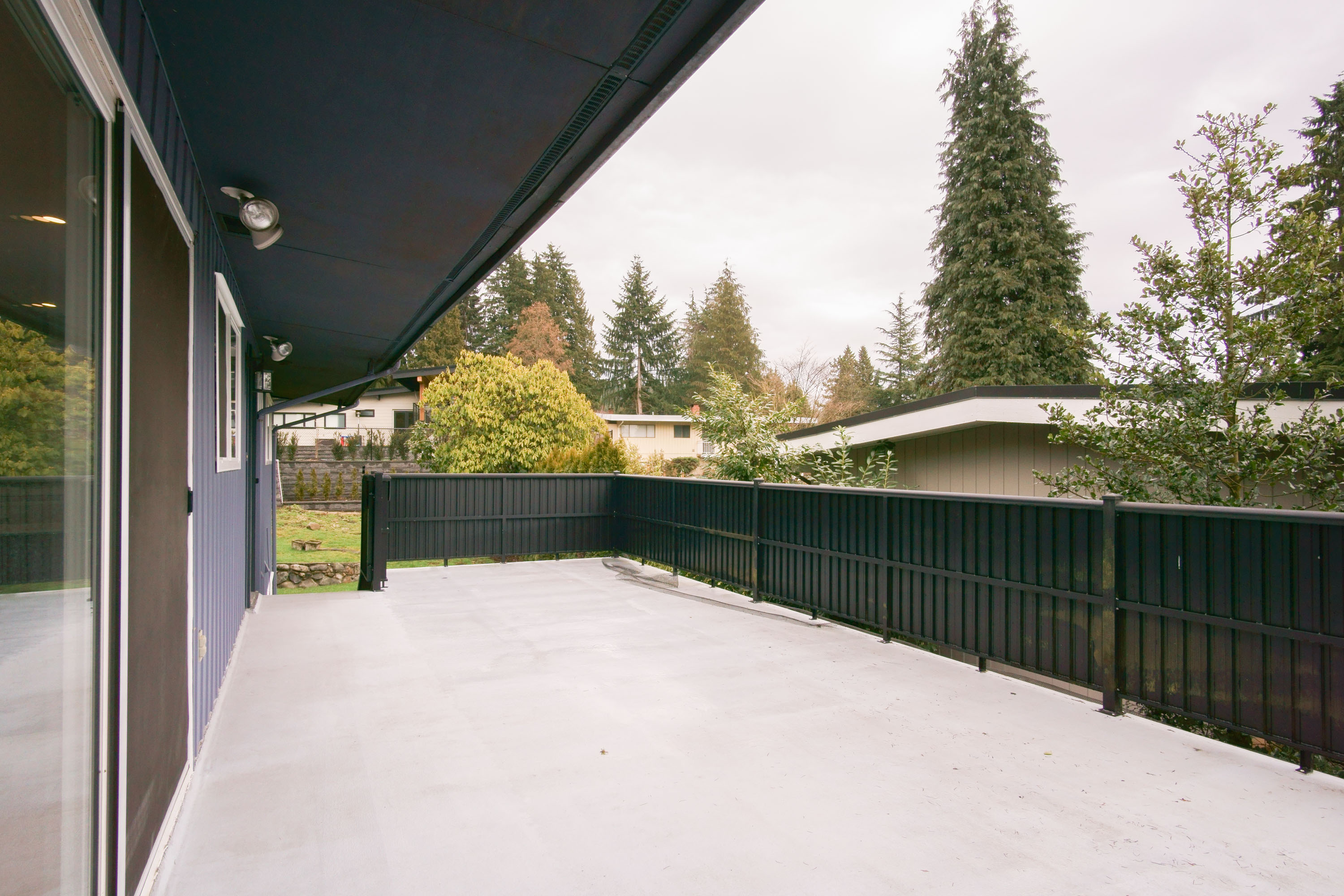 516 Ellis Street, North Vancouver 18