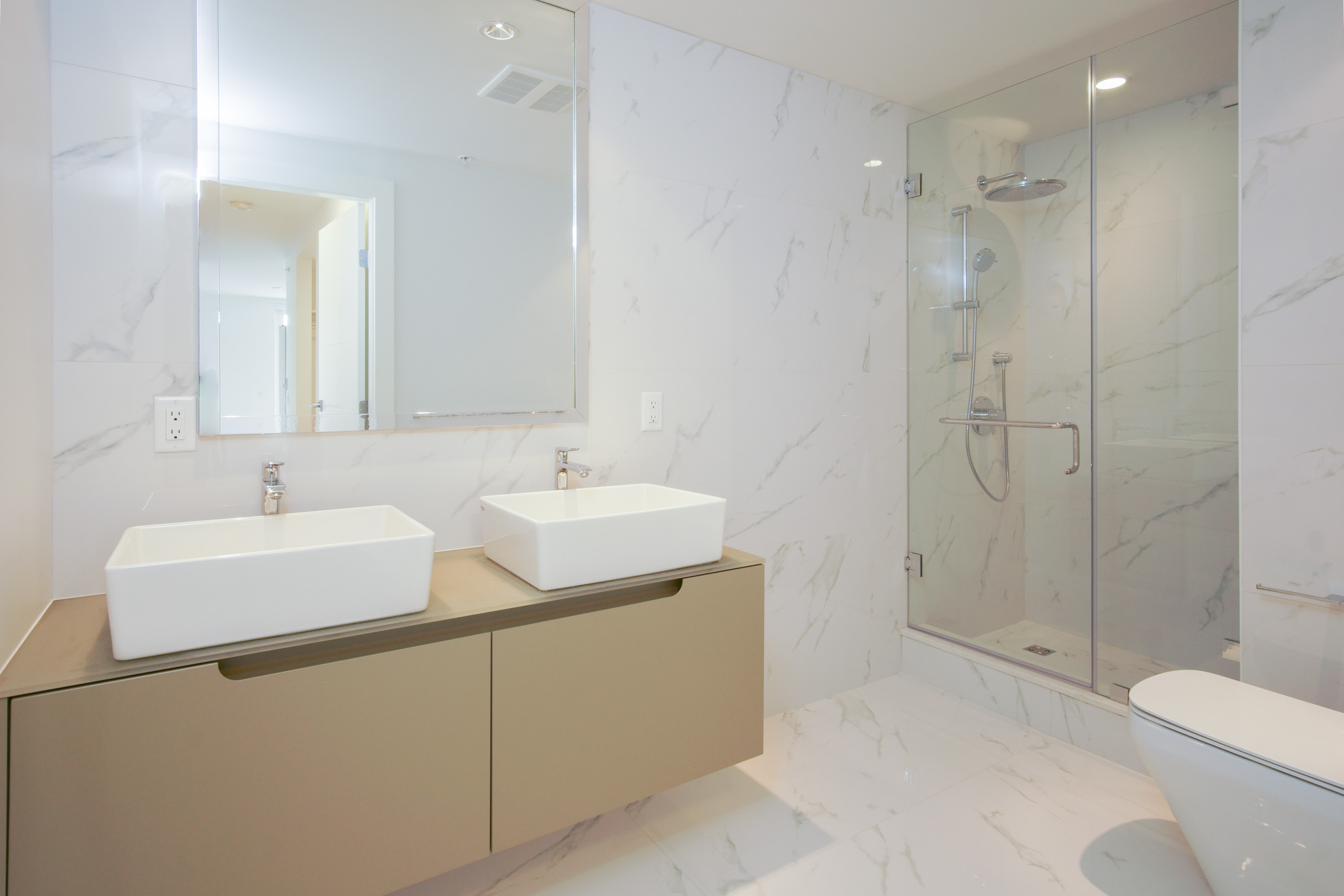 2239 W7th Ave, Vancouver 5