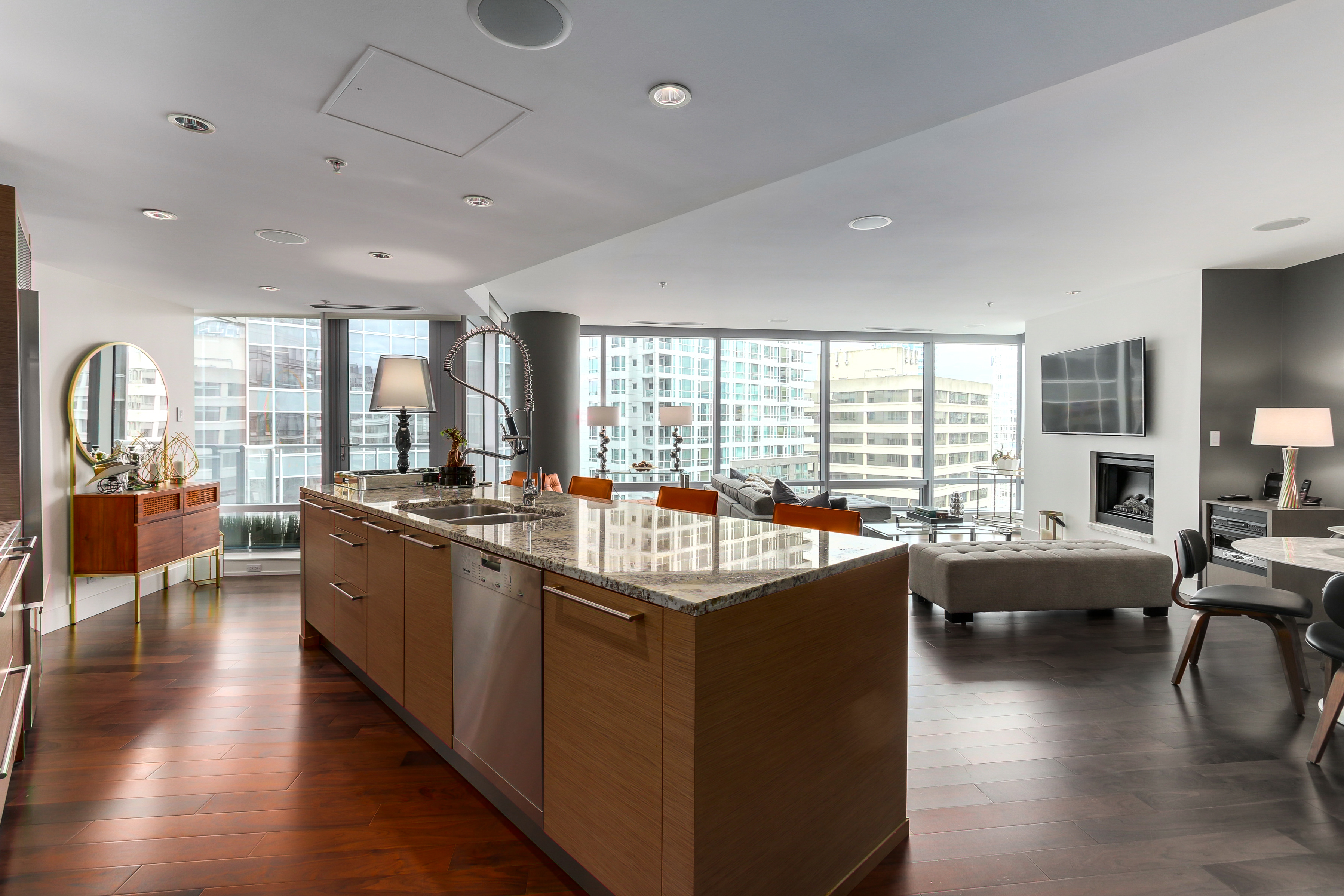 1111 Alberni St Downtown Vancouver 8