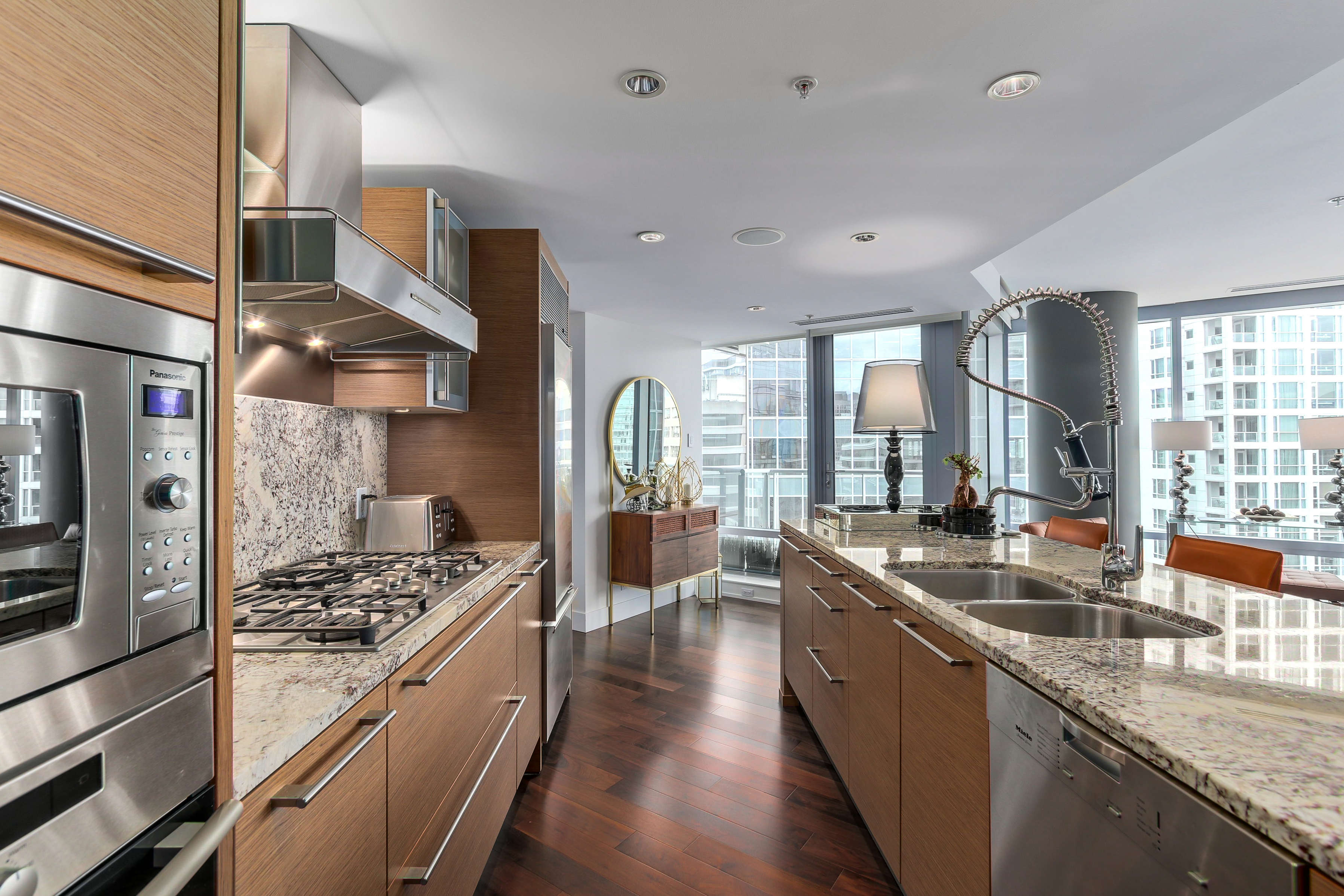 1111 Alberni St Downtown Vancouver 9