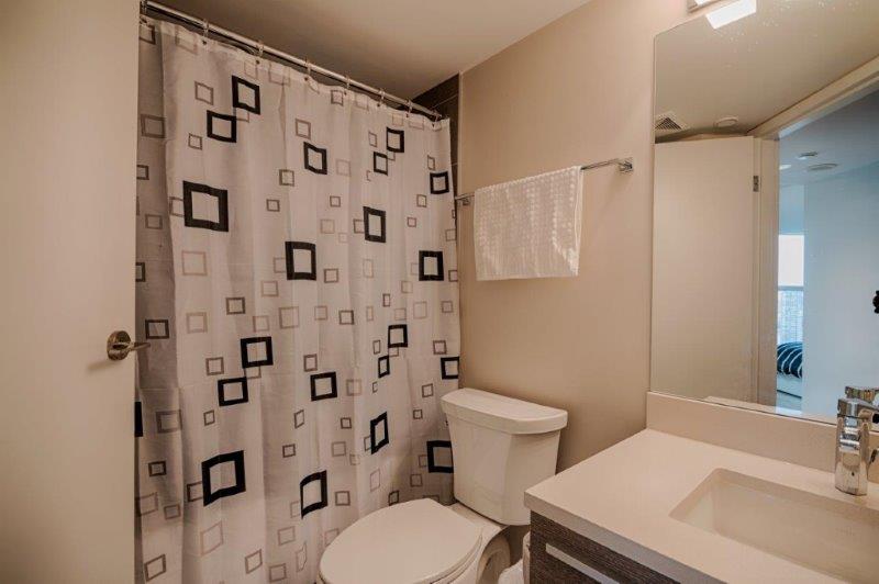 1323 Homer St Downtown Vancouver 12