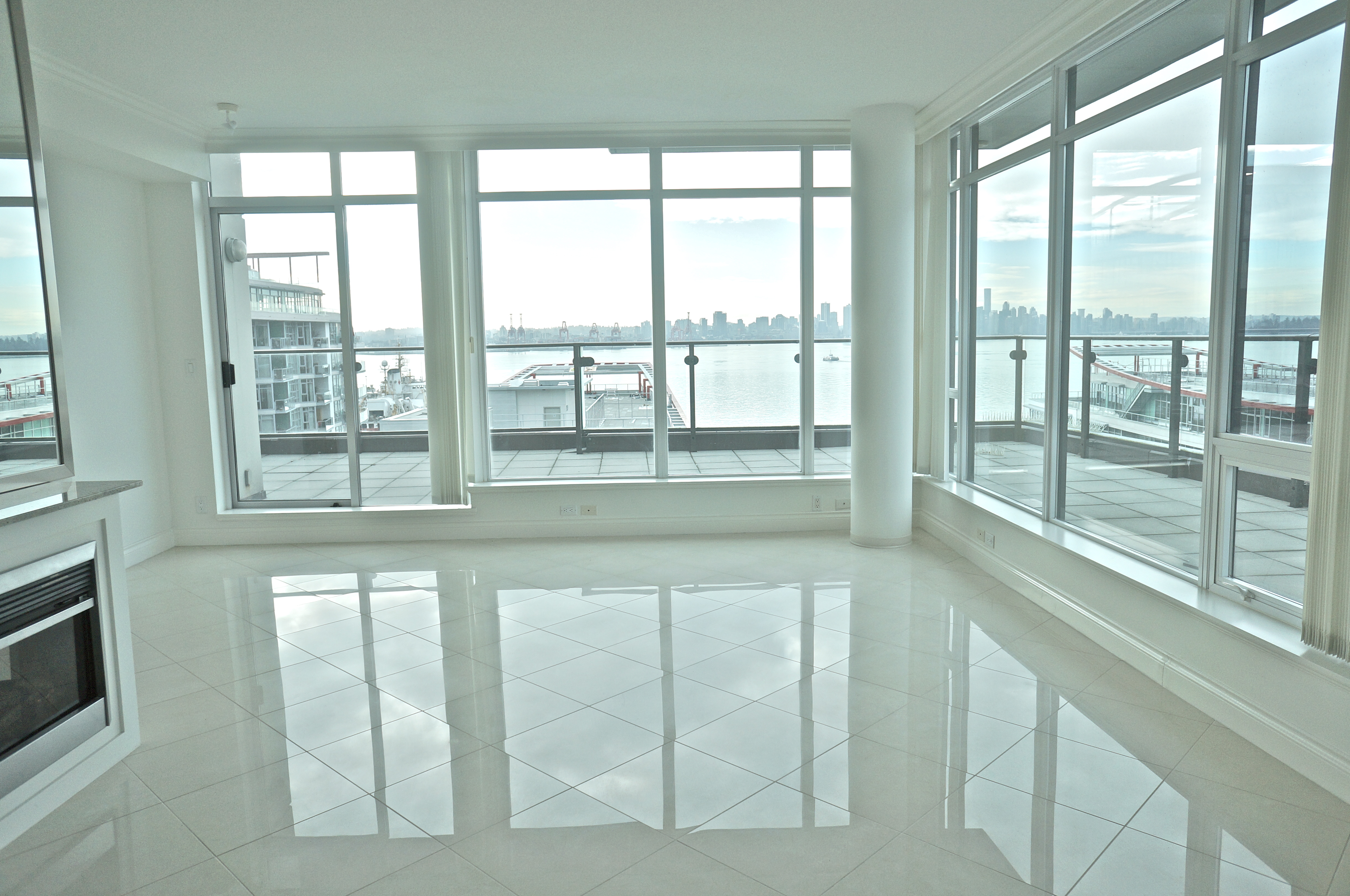 172 Victory Ship Way North Vancouver 2