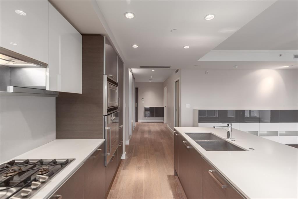 1409 W. Pender St Downtown Vancouver 3