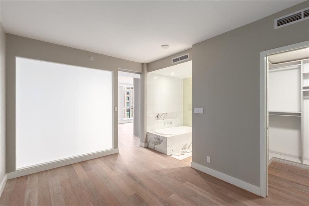 1409 W. Pender St Downtown Vancouver 5