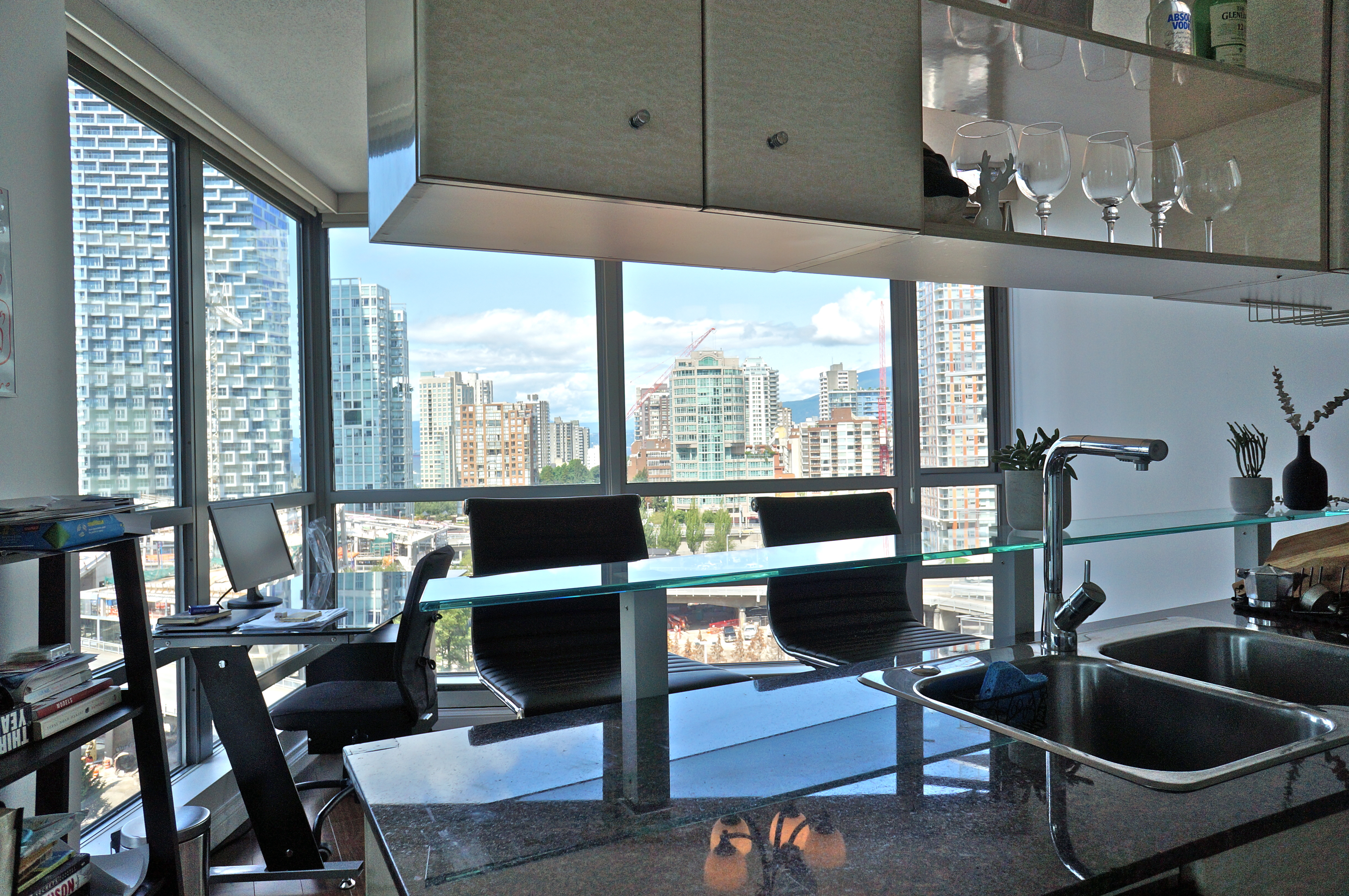 501 Pacific St Downtown Vancouver 11