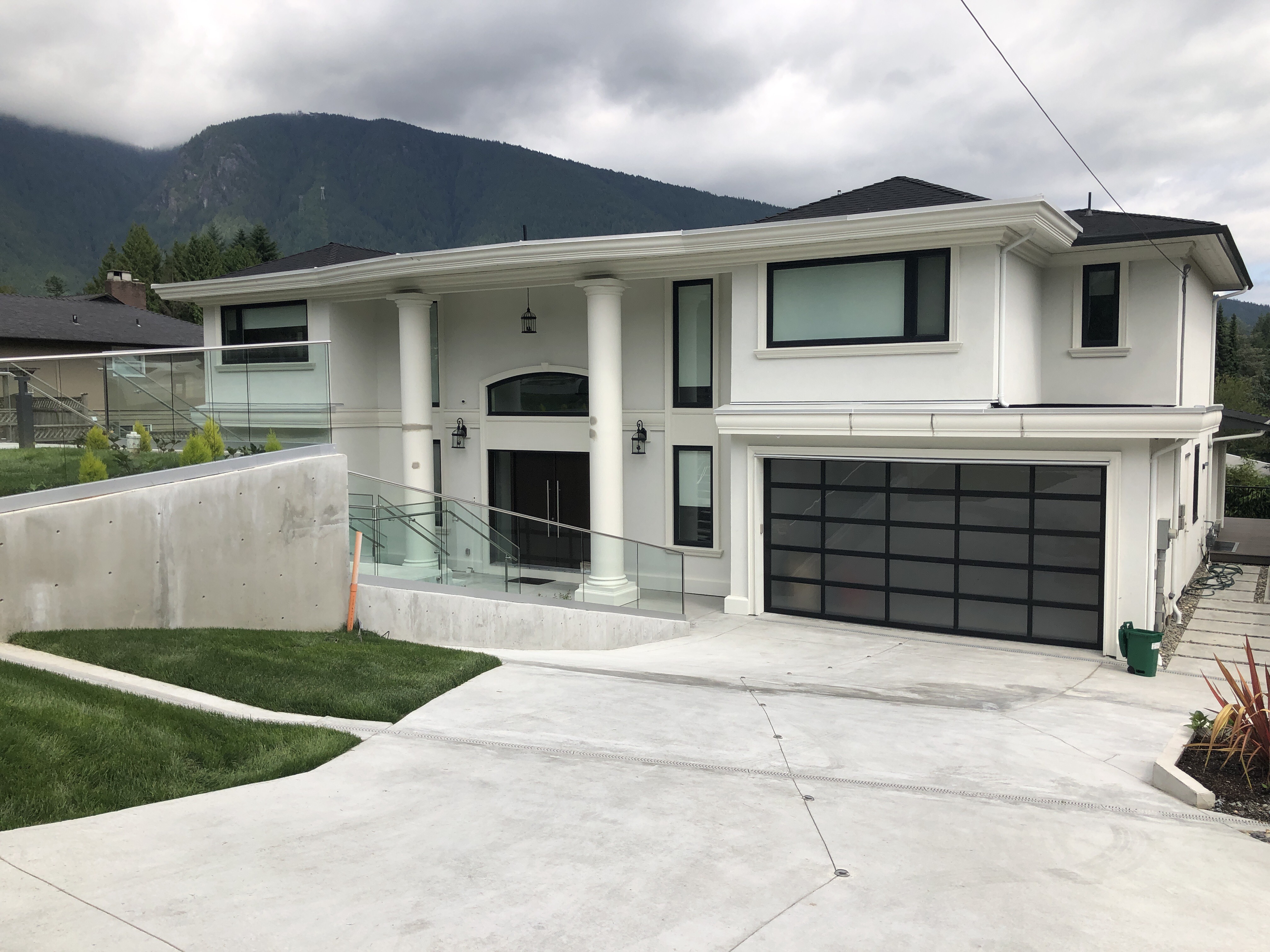 102 Glenmore Dr West Vancouver 3
