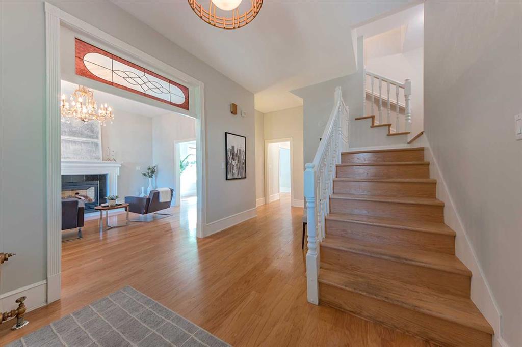 3516 West 3rd Ave Kitsilano Vancouver 2