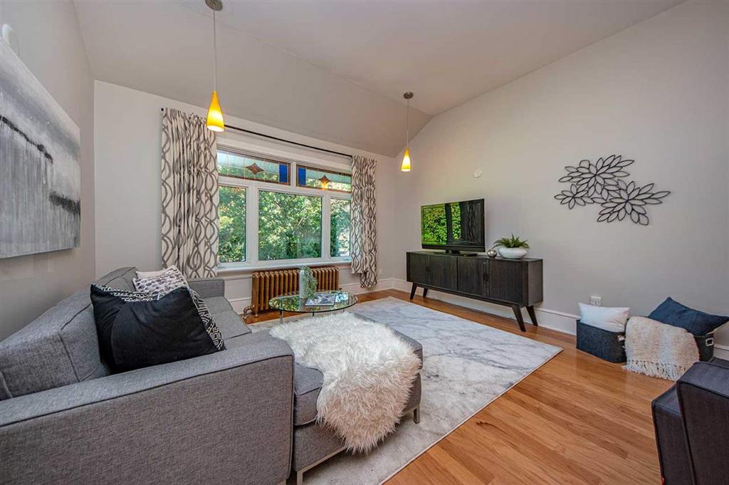 3516 West 3rd Ave Kitsilano Vancouver 4