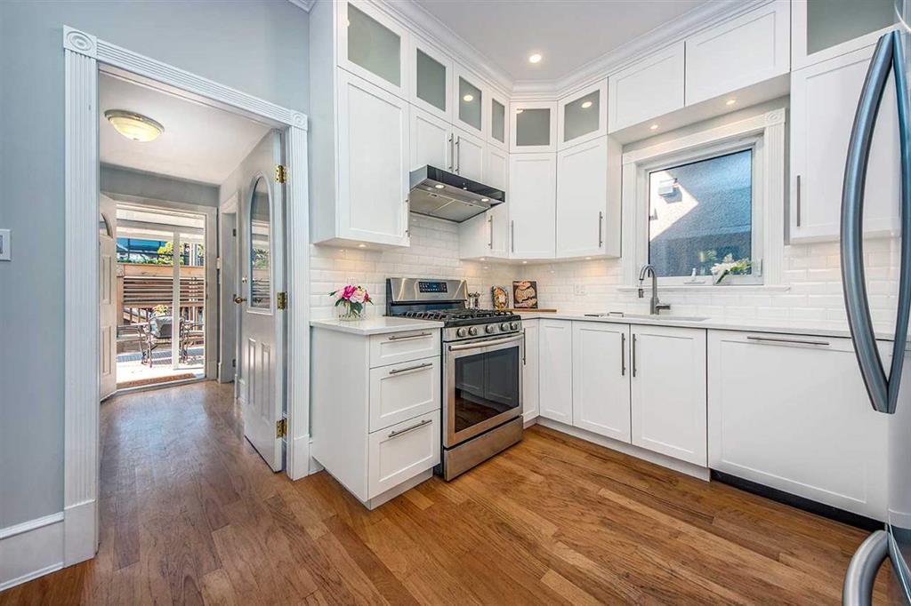 3516 West 3rd Ave Kitsilano Vancouver 8