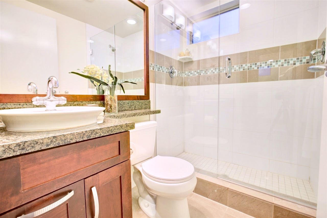 1228 w Hastings St vancouver 9