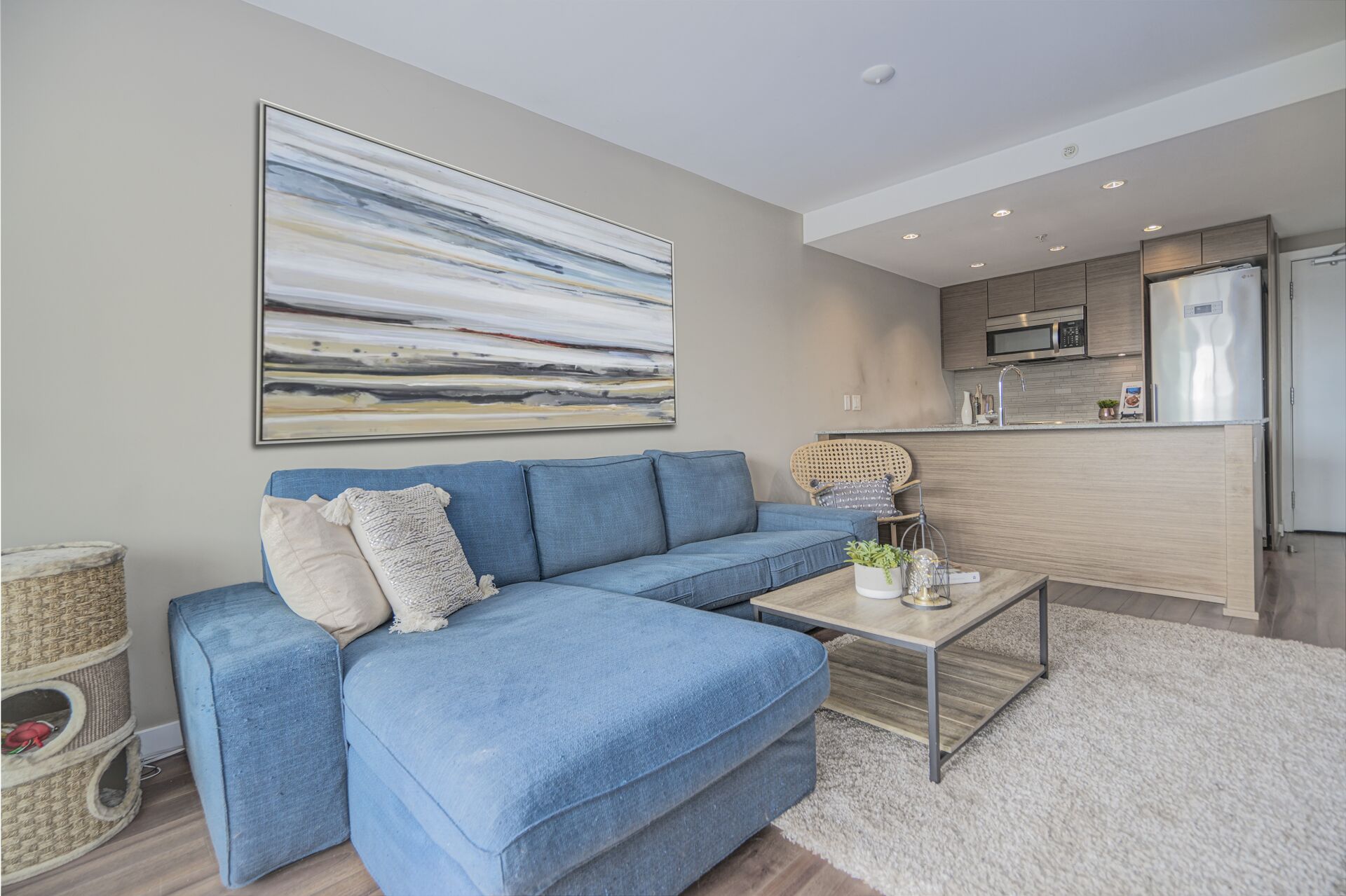 135 e 17th north vancouver 4