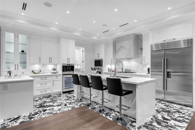 4485 Keith ave West vanouver 3