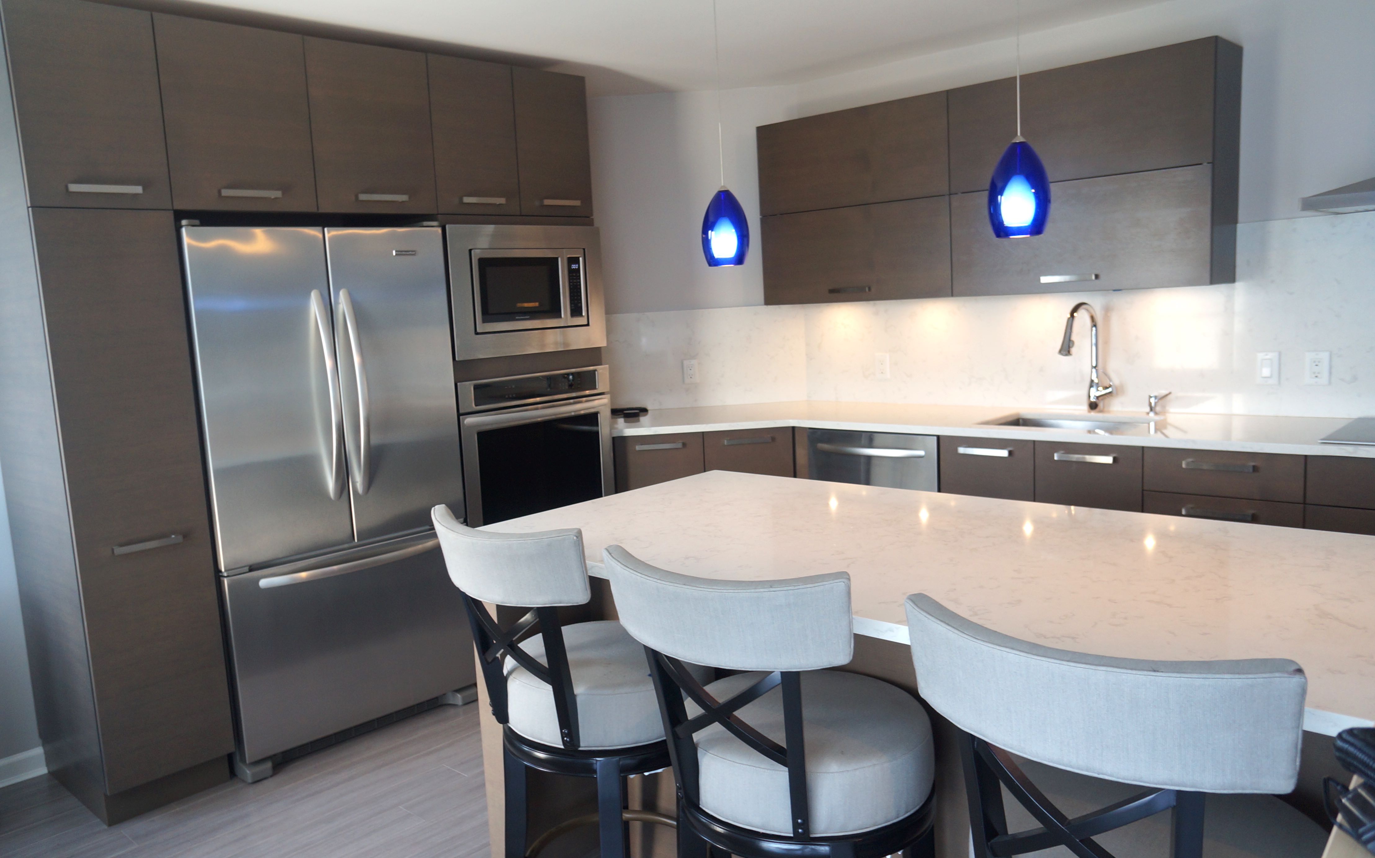 1415 w georgia st 8