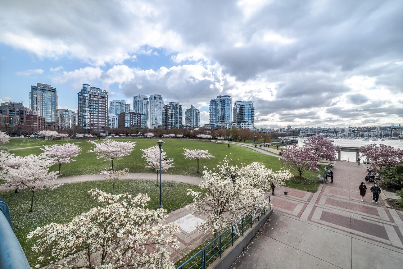 583 Beach Cresent Vancouver 2