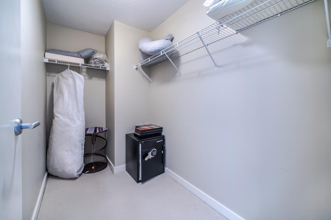 583 Beach Cresent Vancouver 15