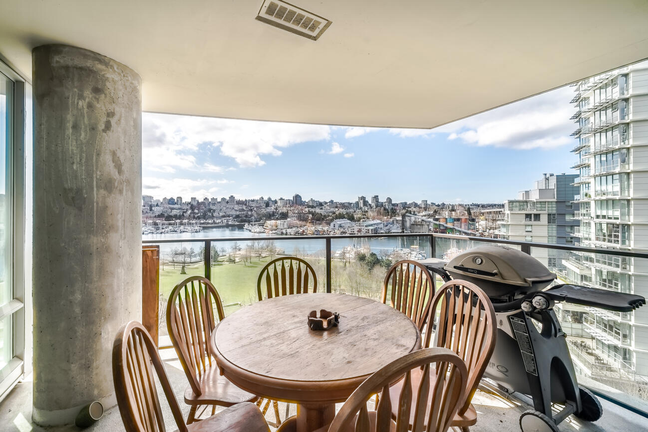 583 Beach Cresent Vancouver 17