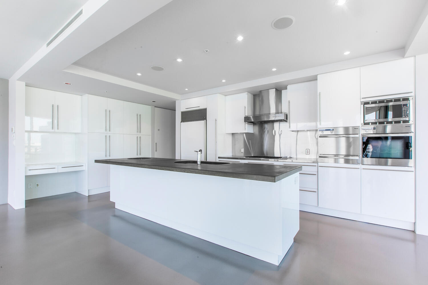 1077 w cordova st vancouver 6
