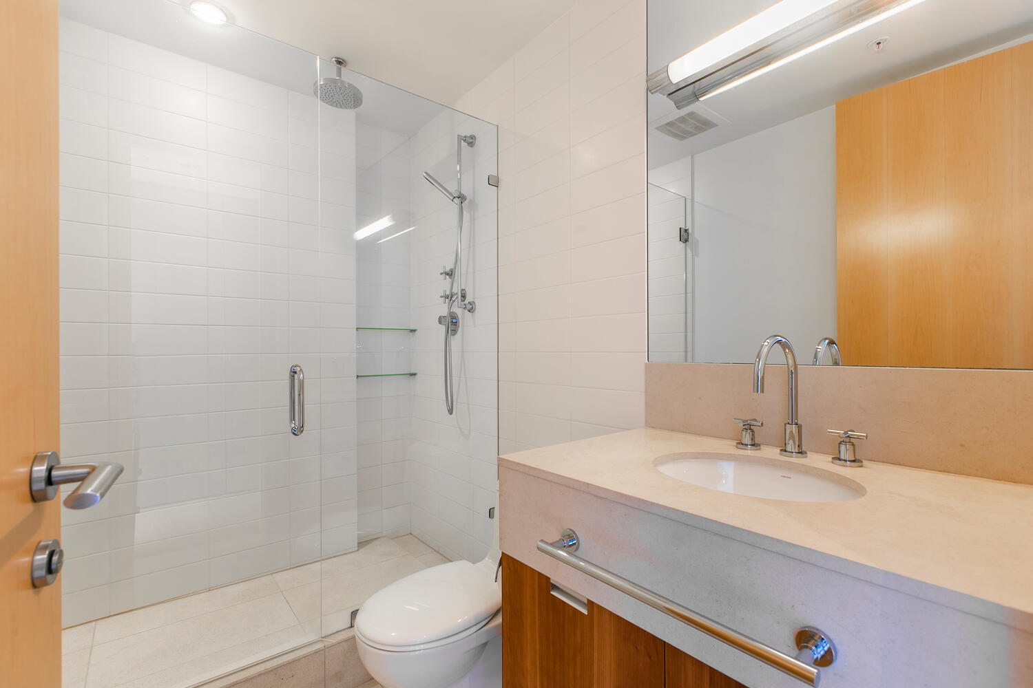 1077 w cordova st vancouver 11
