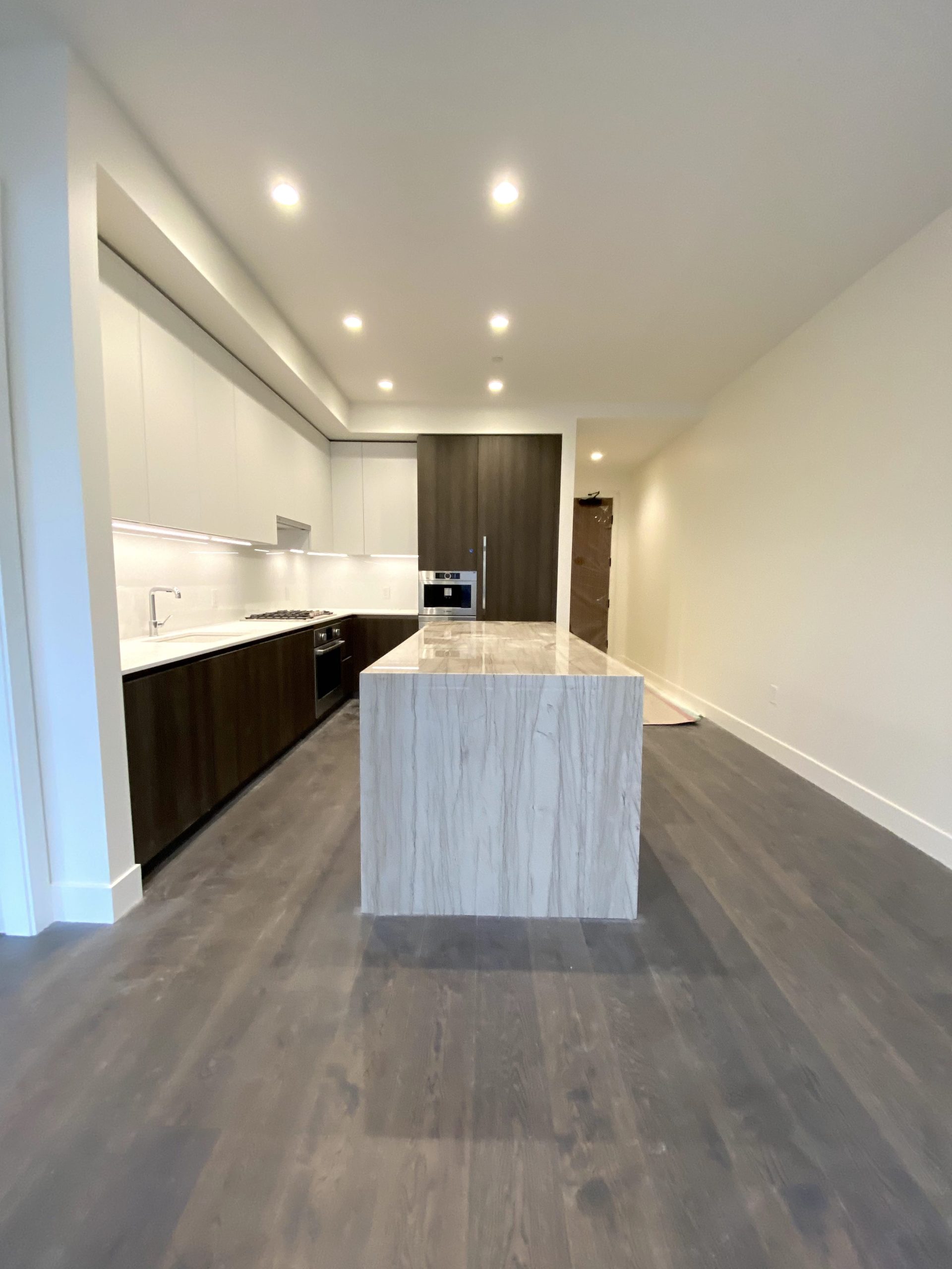 888 Government st Victoria 3