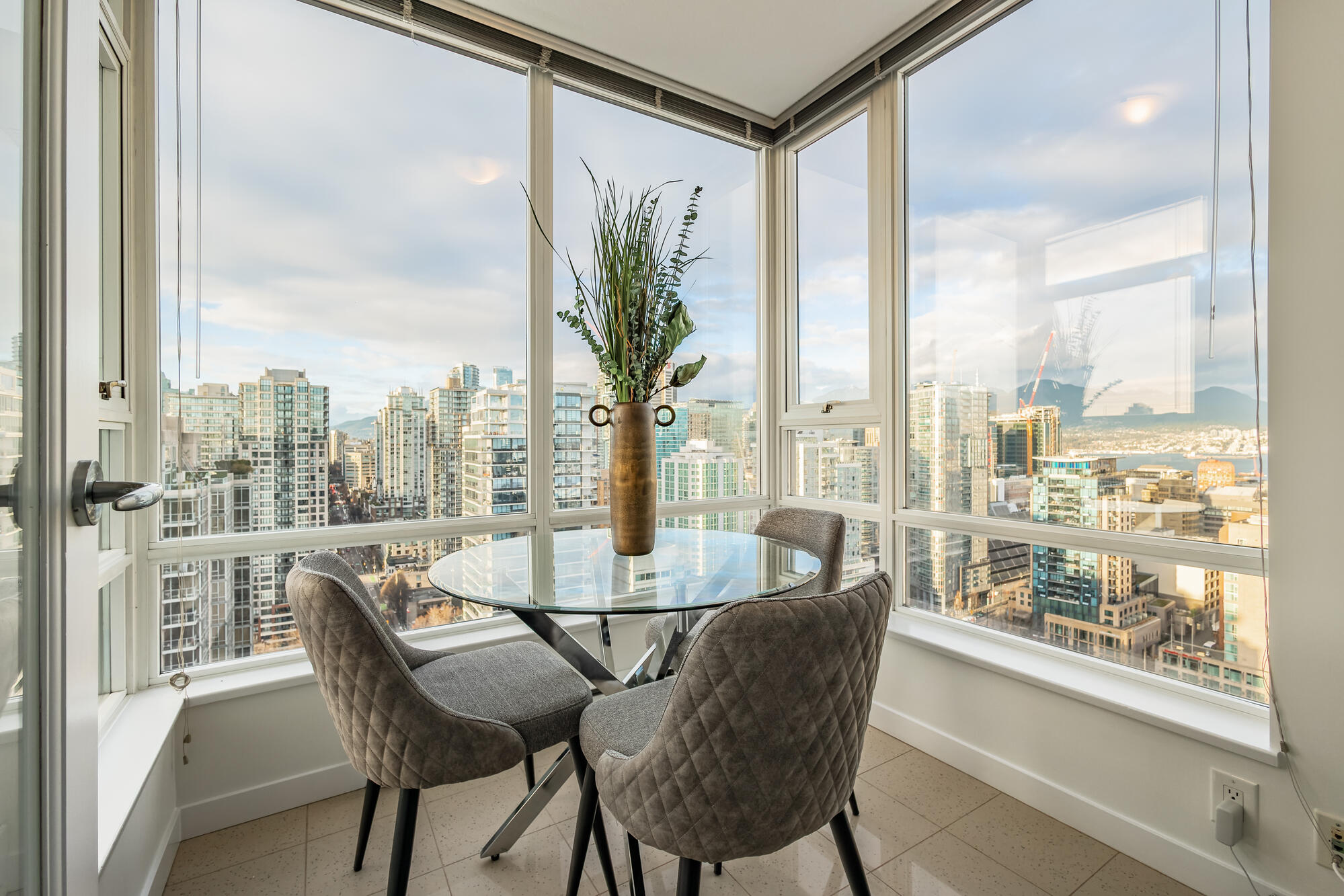 928 beatty st Vancouver 7