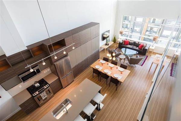 9150 university 9