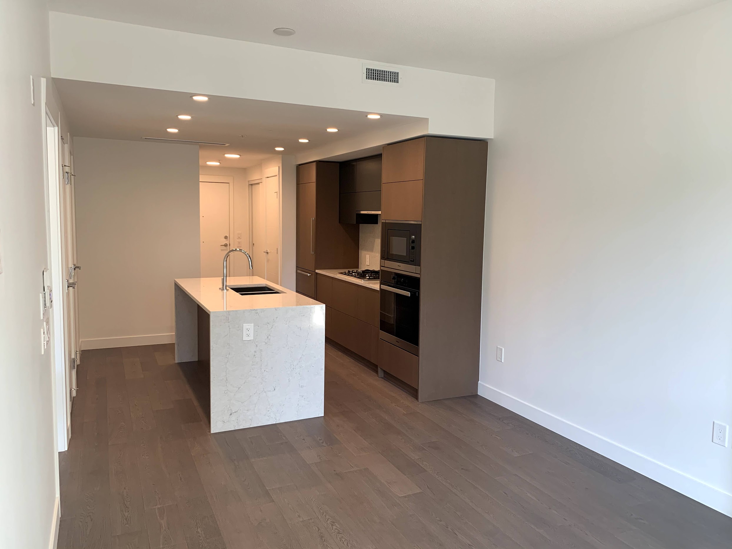 469 W King Edward Vancouver 2