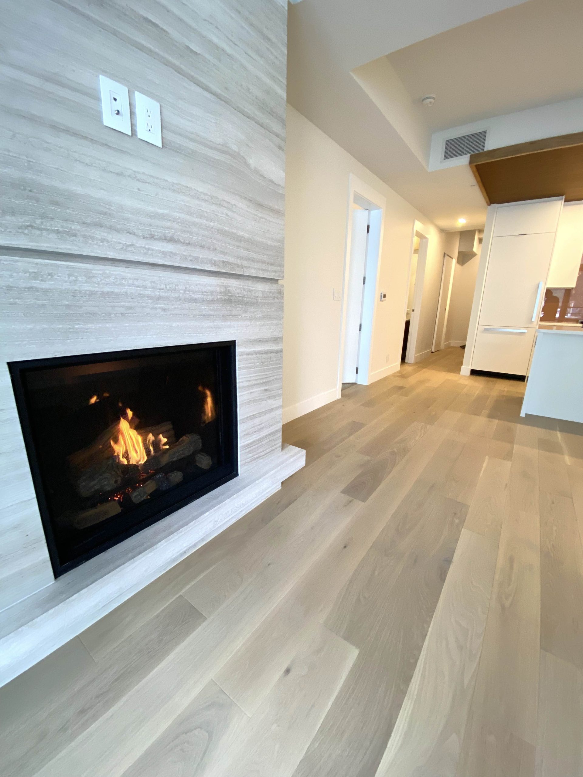 6707 Nelson ave West Vancouver 13