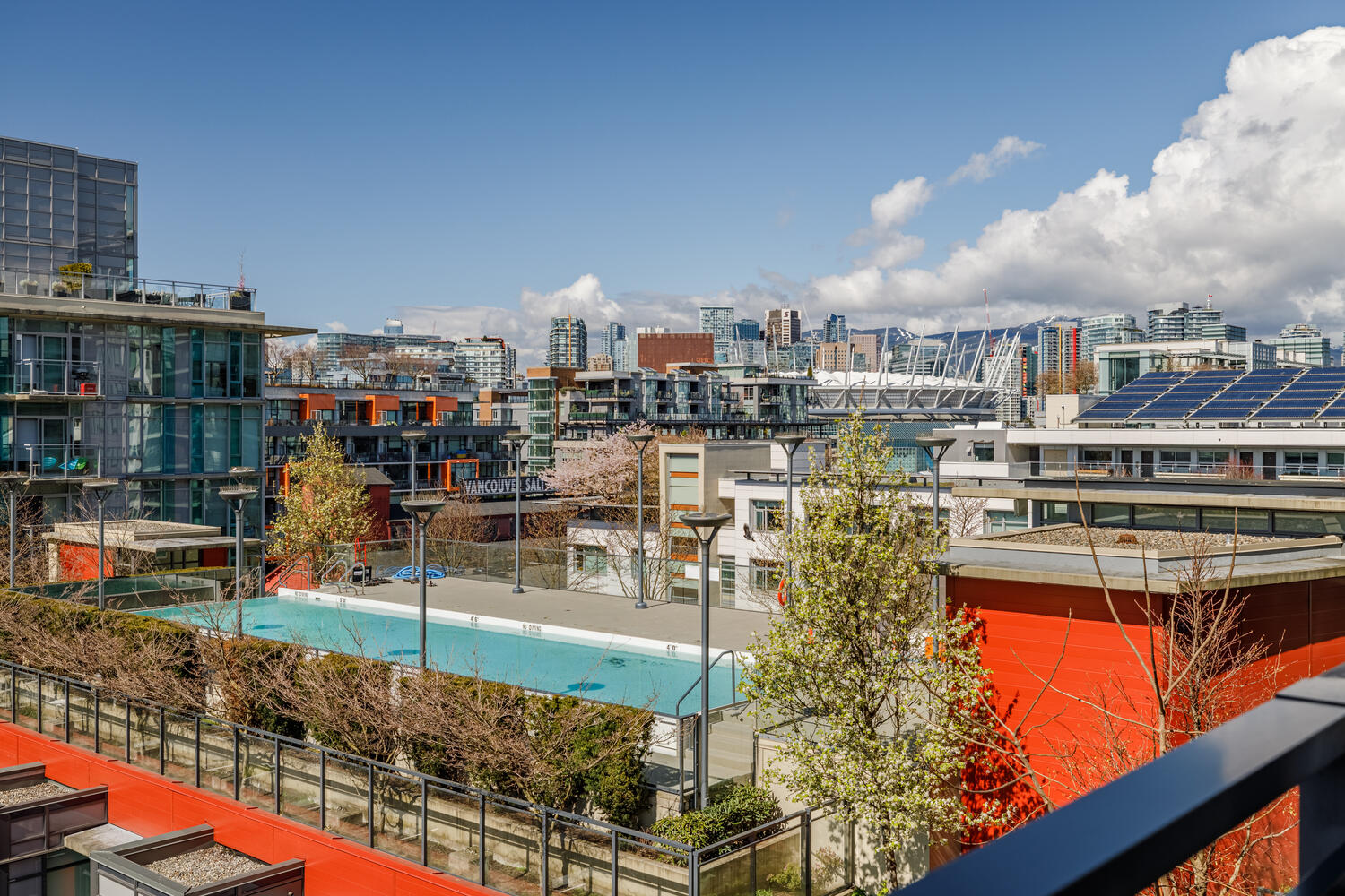 38 W 1st Vancouver 12