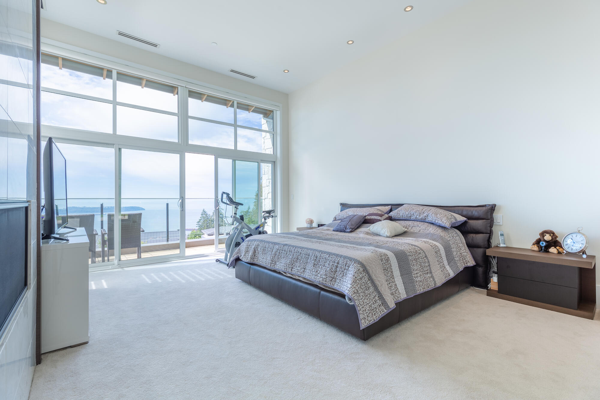 2938 Burfield place West Vancouver 3