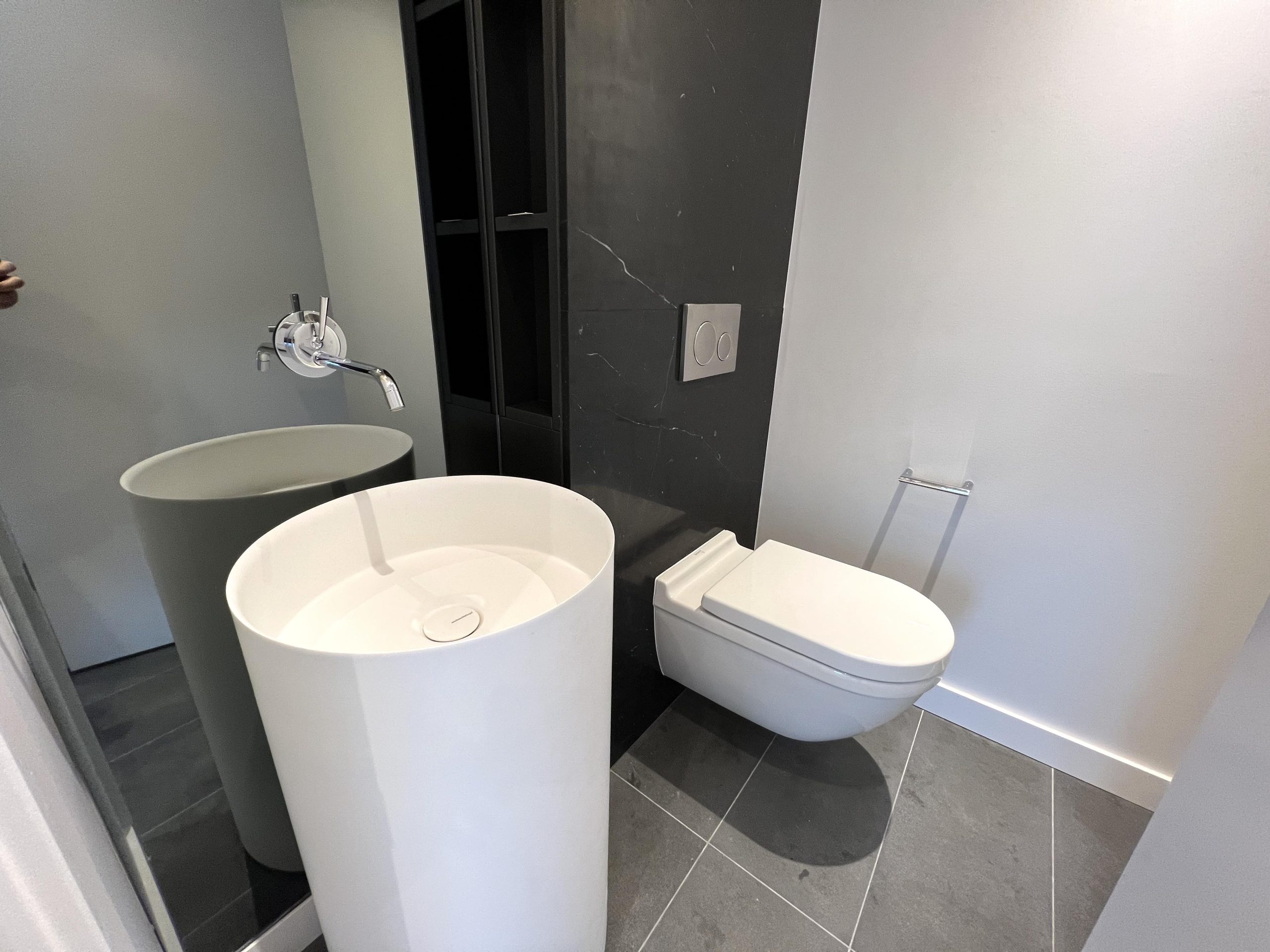 1289 Hornby st Vancouver 4