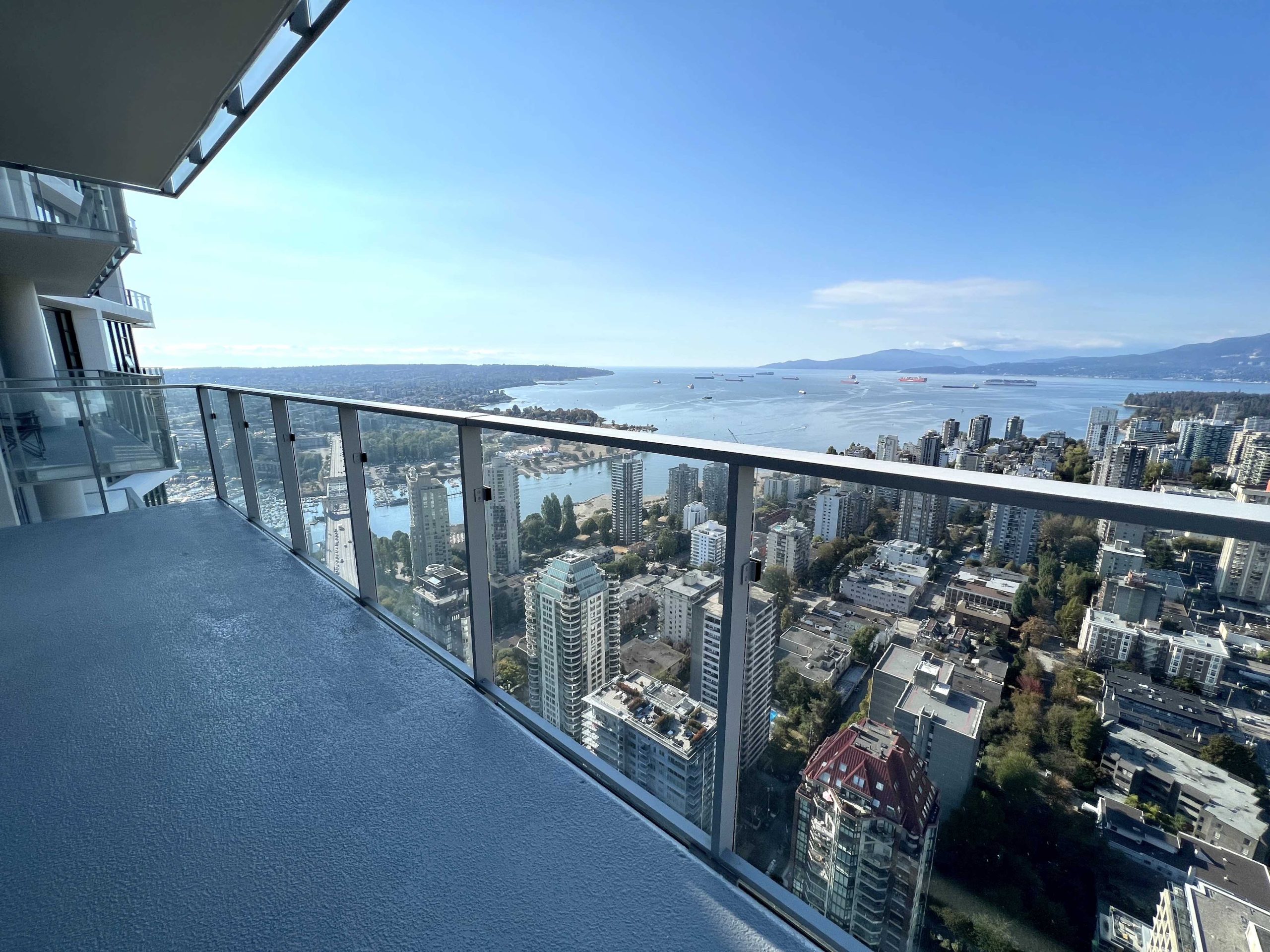 1289 Hornby st Vancouver 14