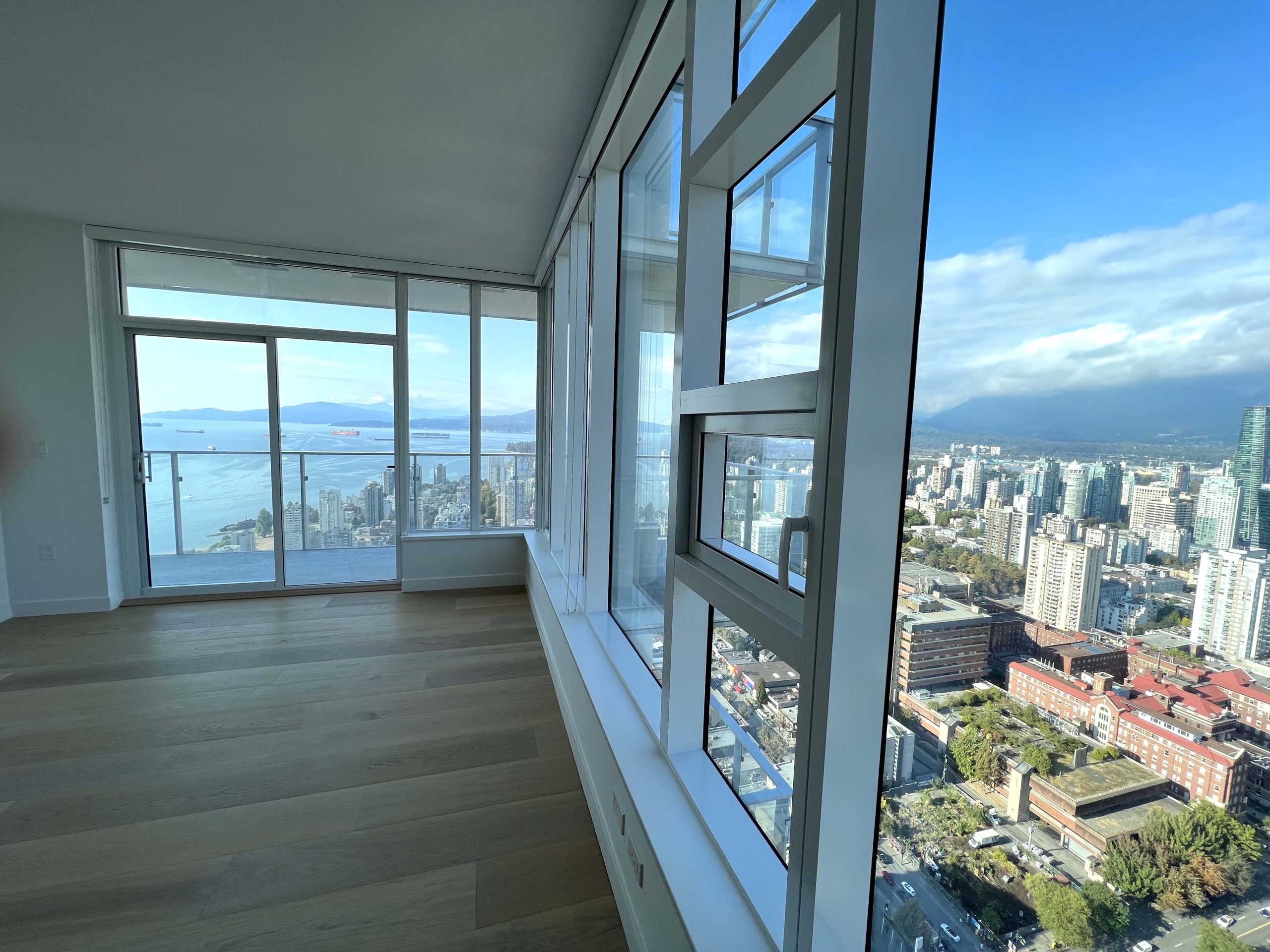 1289 Hornby st Vancouver 16