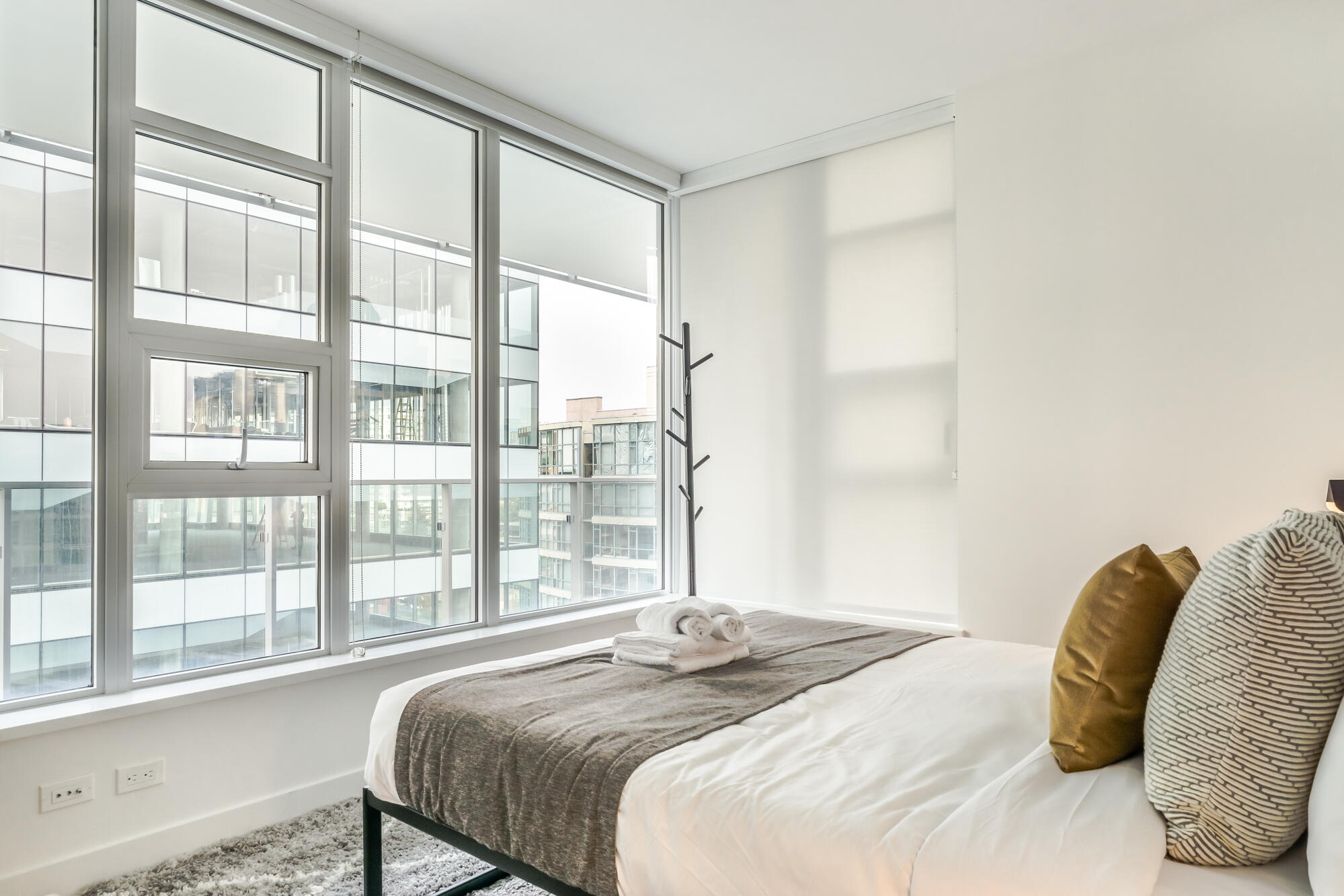 1289 hornby st vancouver 8